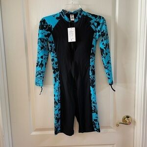 NWT Sbart women's Wetsuit Snorkling Suit With Padding Size S